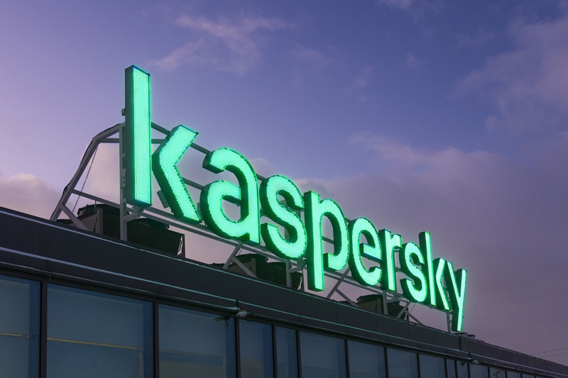 Google удалила приложения Kaspersky из «Play Маркета», но установить и обновить их всё равно можно