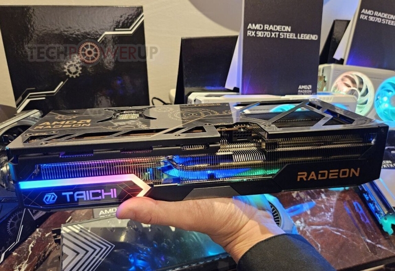 ASRock показала первую видеокарту Radeon с 12+4-pin разъёмом питания, а также ряд других RX 9070 XT и RX 9070