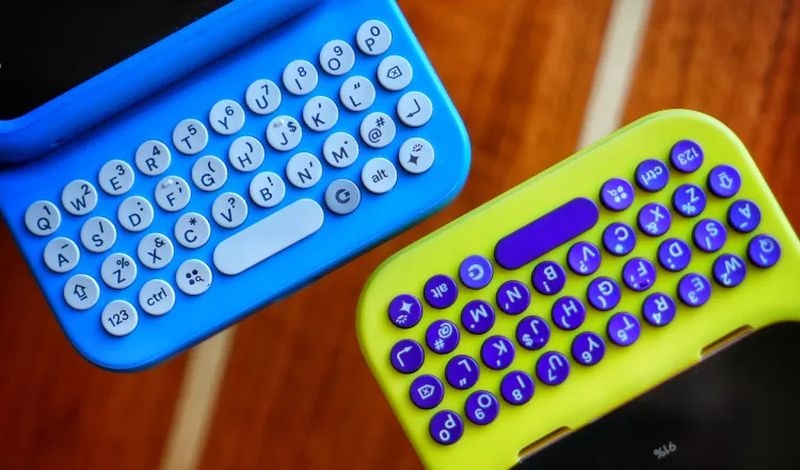 Чехлы Clicks с qwerty-клавиатурой отныне предлагаются для смартфонов Google, Motorola и Samsung